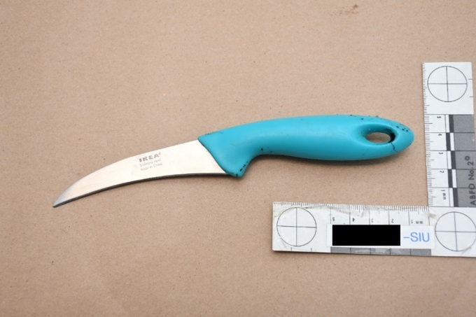 Figure 1 – Couteau retrouvé sur les lieux