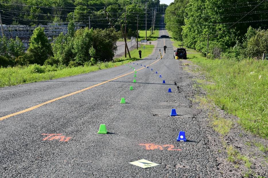 Figure 2 – Path of travel of the Complainant’s vehicle from 6th Line into the transformer station